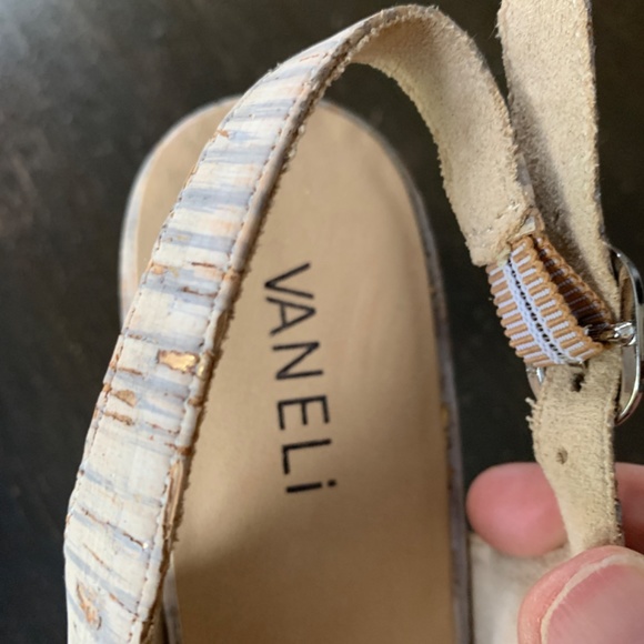 Can Eli‎  cork heel platform shoes. Worn once for 30 minutes in the house only - Picture 5 of 7